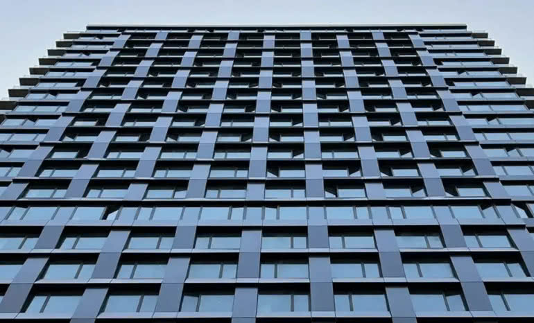 Window Wall – co to jest i dlaczego podbija amerykańskie drapacze chmur?